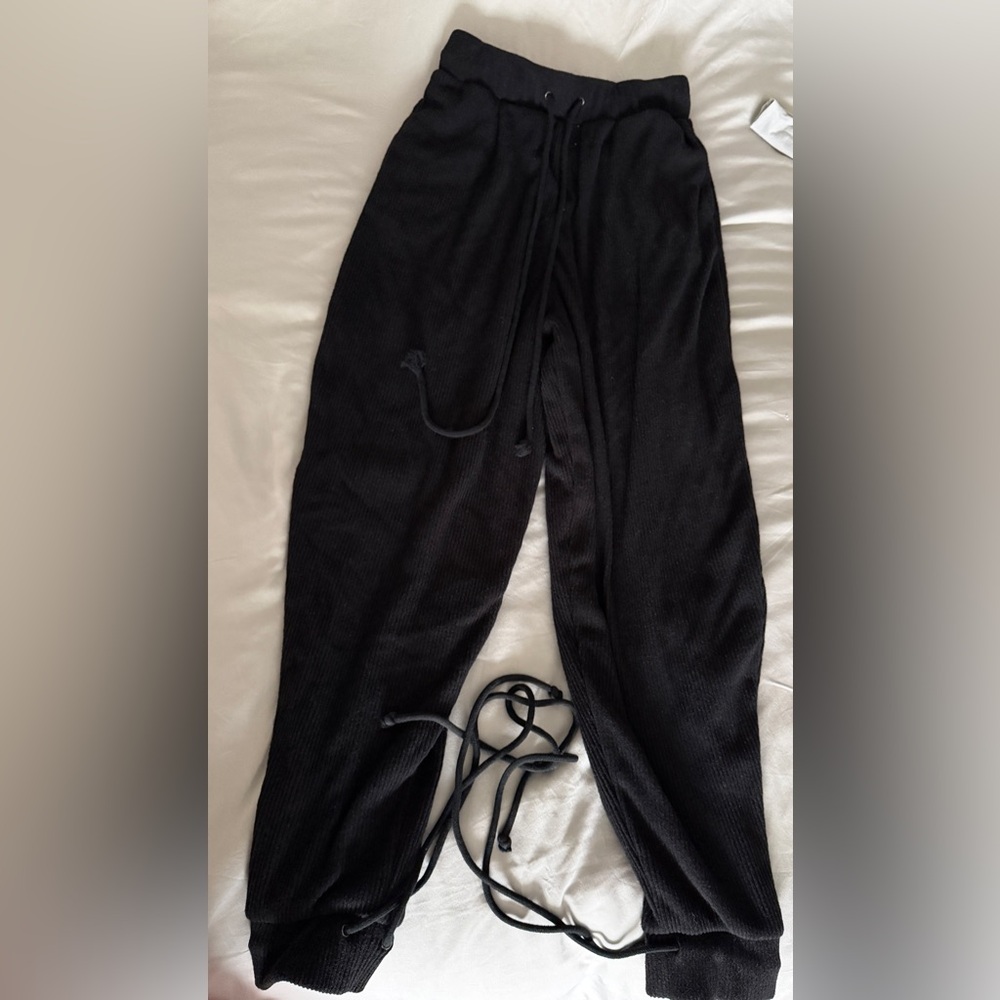 Laina Rauma Dance Class Black Fuzzy Rib Super Joggers